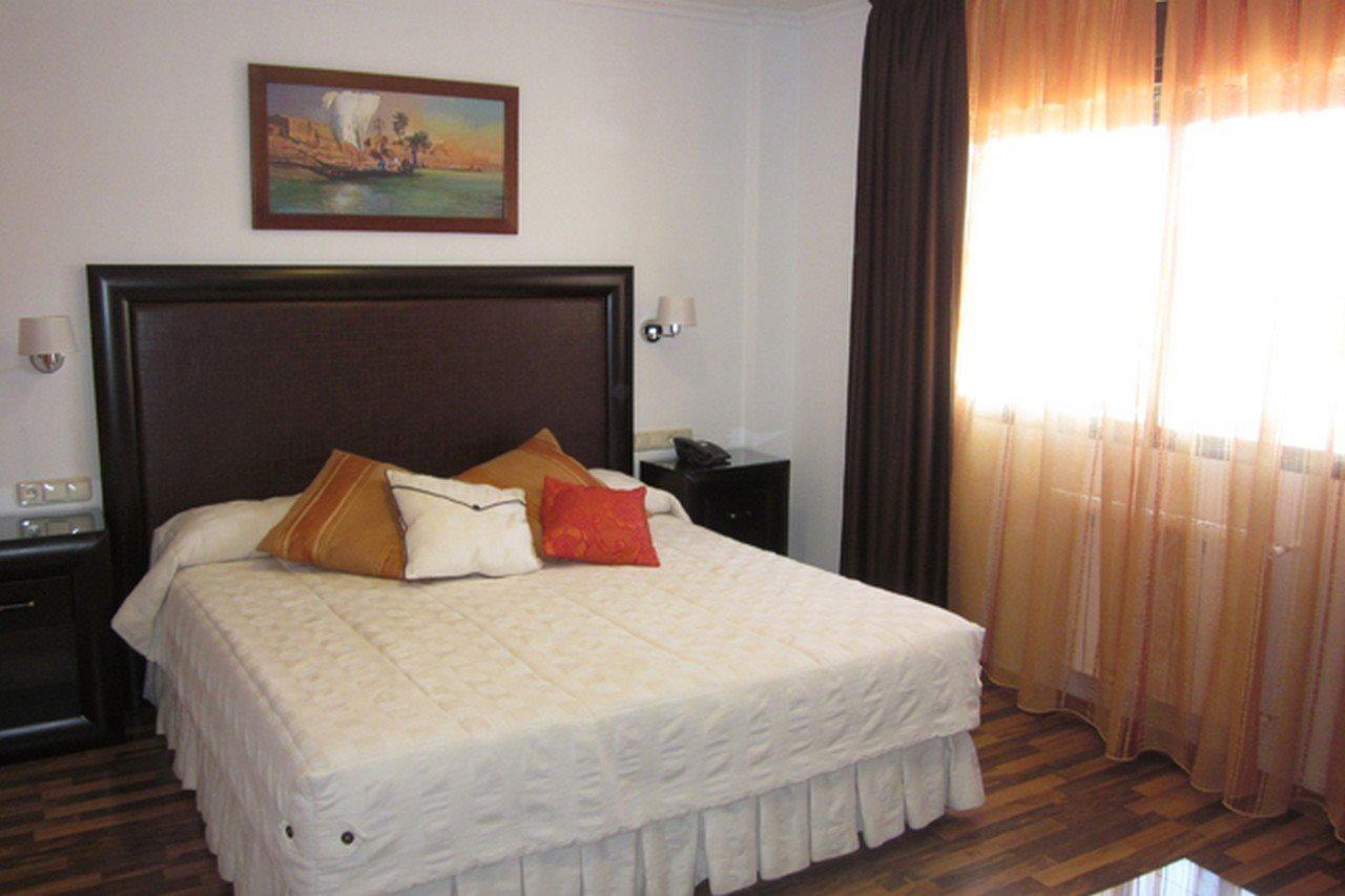 Hotel Mulhacen Guadix Exterior photo