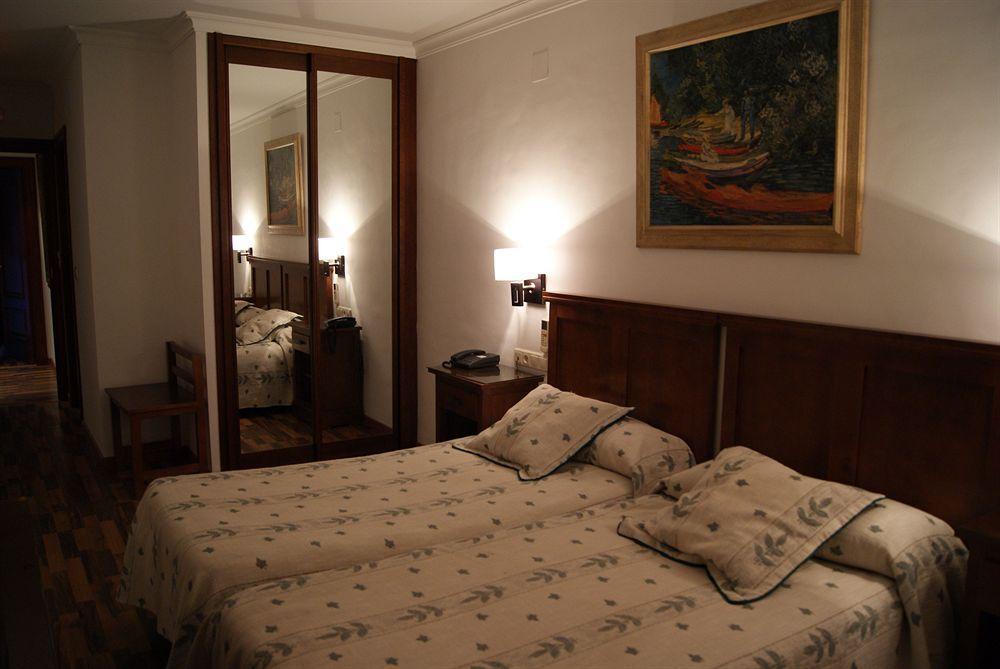 Hotel Mulhacen Guadix Exterior photo
